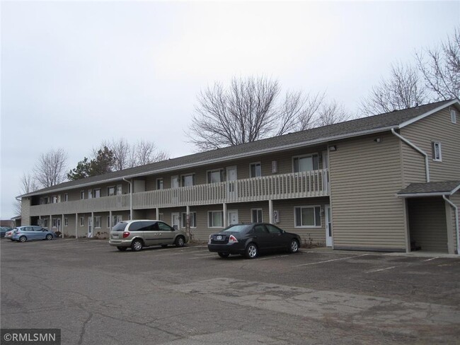 Building Photo - 1380 Heritage Dr
