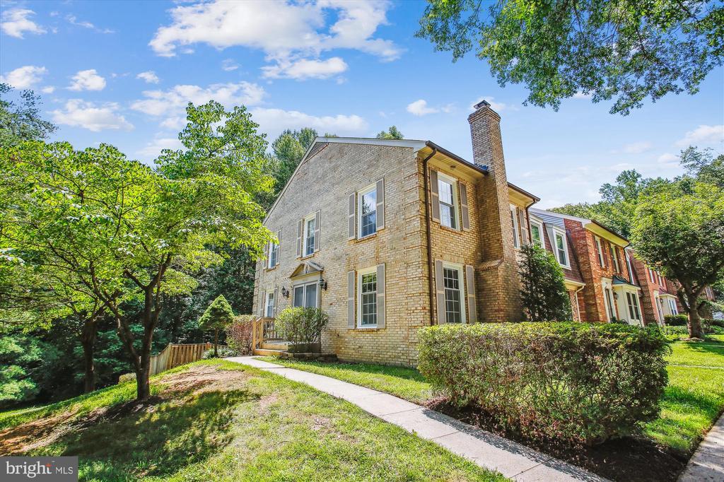 Foto principal - 9011 Mulvaney Ct