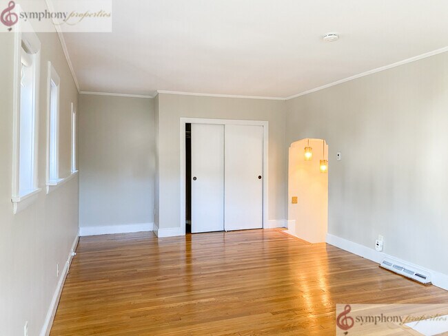 Foto del edificio - 1353 Dorchester Ave