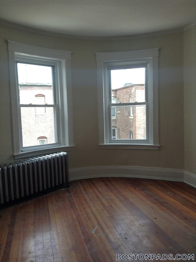 Foto del edificio - 1381 Commonwealth Ave