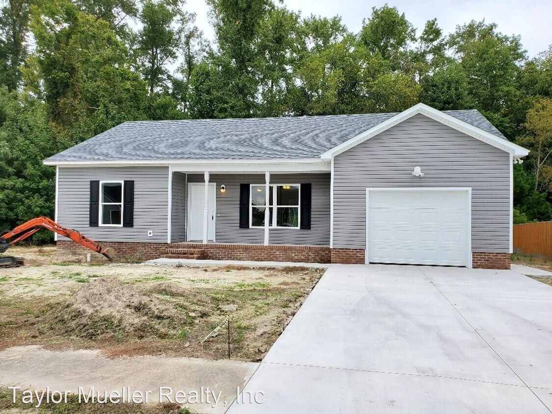 Foto principal - 3 br, 2 bath House - 102 Nugget Trail
