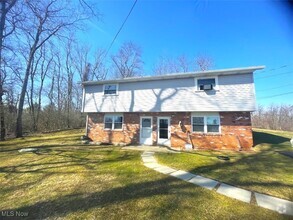 Building Photo - 346 Township Rd