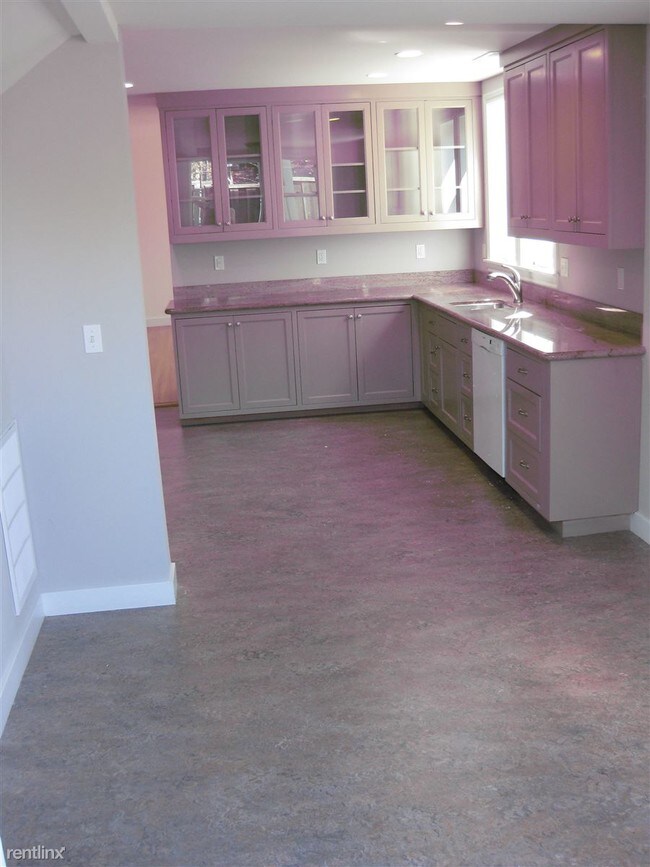 Foto del edificio - 2 br, 1 bath Duplex - 1300 55th St