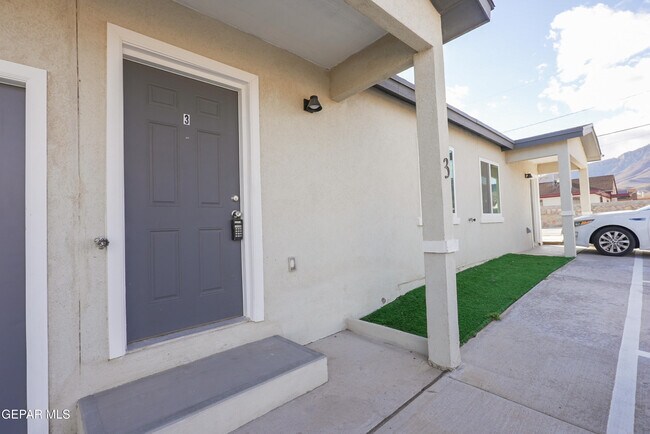 Foto del edificio - 8761 Lawson St