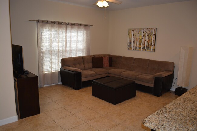 Building Photo - 4893 Clock Tower Dr