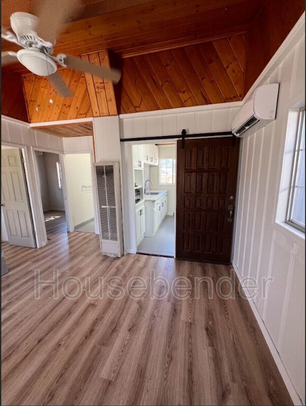 Foto del edificio - 4212 J St