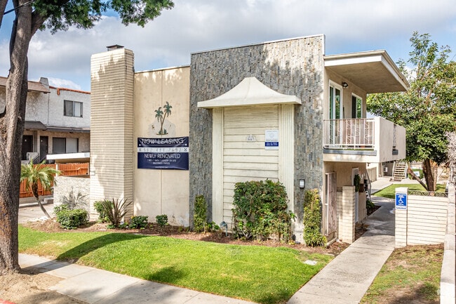 Building Photo - 5447 Norwalk Blvd