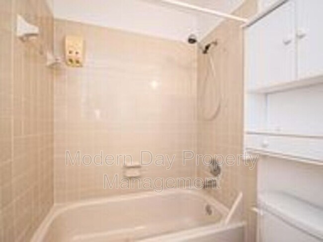 Foto del edificio - 6420 River Run Blvd