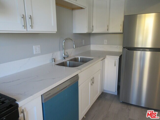 Foto del edificio - 1246 W 144th St