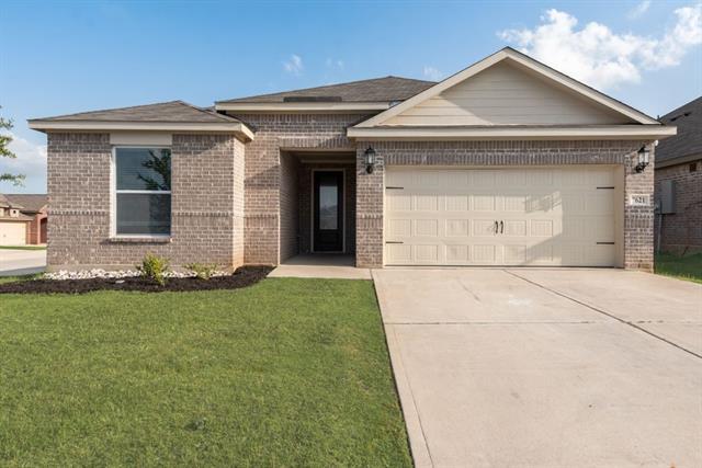 Foto del edificio - 7621 Lumber Jack Ln