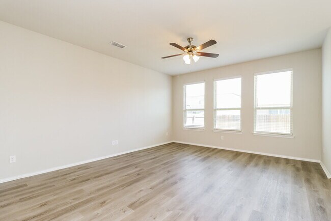 Building Photo - 6209 Jackstaff Dr