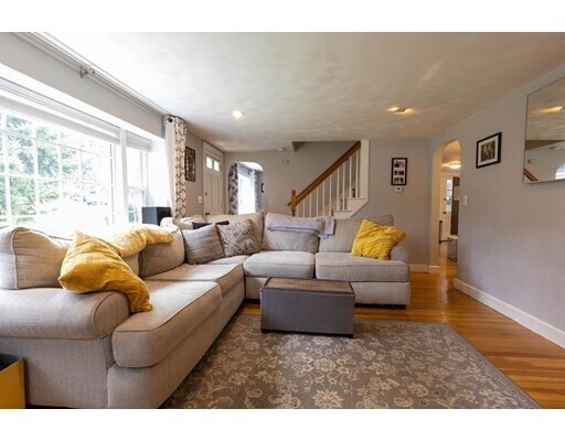 Foto del edificio - 15 Roberts Rd