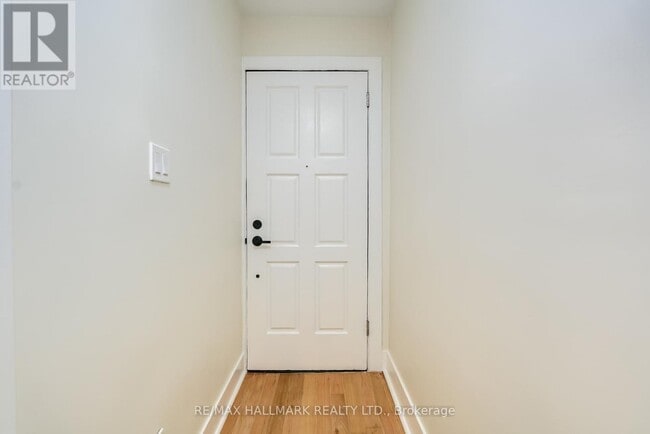 Building Photo - 36 Rushbrooke Ave