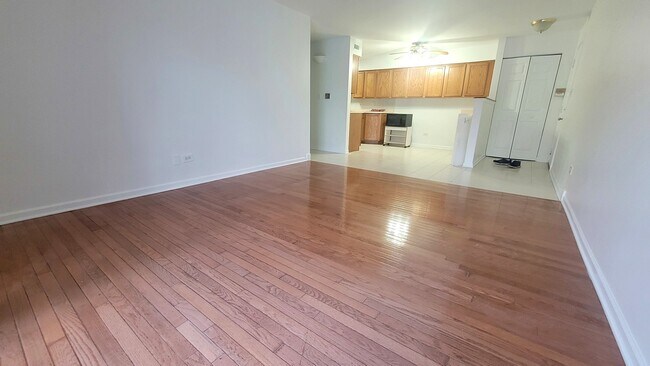 Foto del edificio - 1603 N Windsor Dr