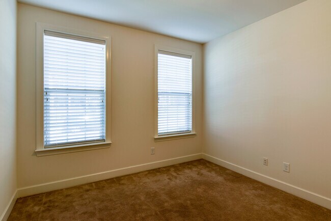 Foto del edificio - East-Facing 4BR/3.5 BA Brentwood Home Ready for You to Call Home!!!