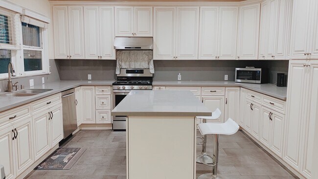 Foto del edificio - 268 S Norton Ave