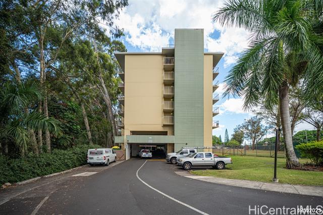 Building Photo - 1600 Wilikina Dr