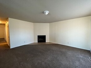 Building Photo - 4603 S 72nd E Pl