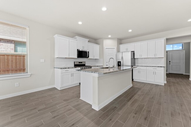 Foto del edificio - 2106 Somerset Dr