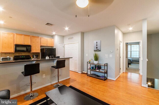 Foto del edificio - 3147 W Thompson St