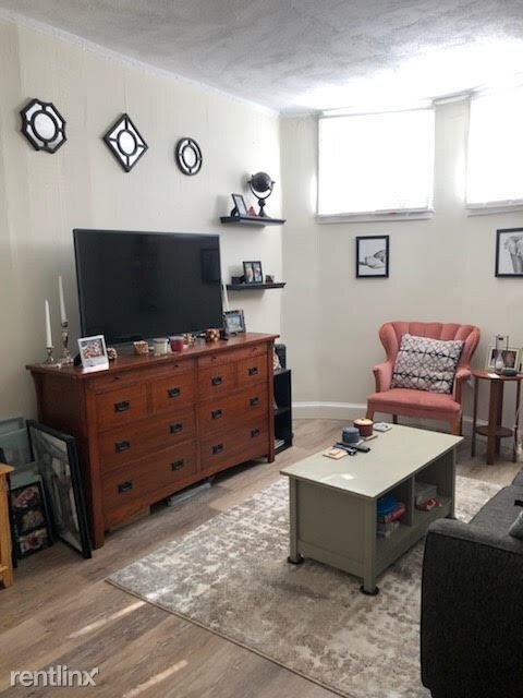 Building Photo - 2 br, 1 bath  - 1375 Commonwealth Ave # A01