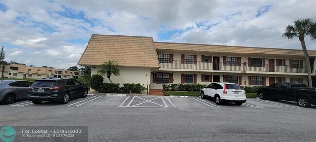 Building Photo - 4678 Oak Terrace Dr