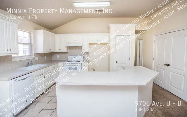 Building Photo - 9706 Ave U #B