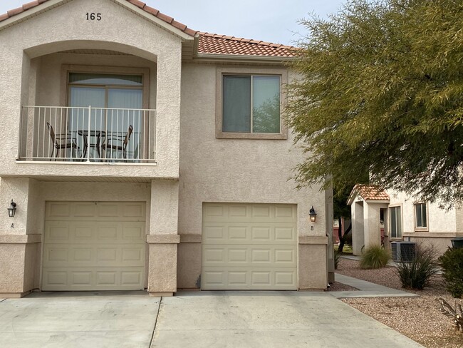 Foto del edificio - 165 Shade Tree Ln