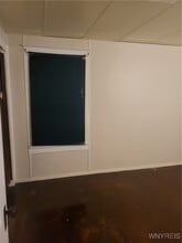 Building Photo - 267 Crestwood Ave