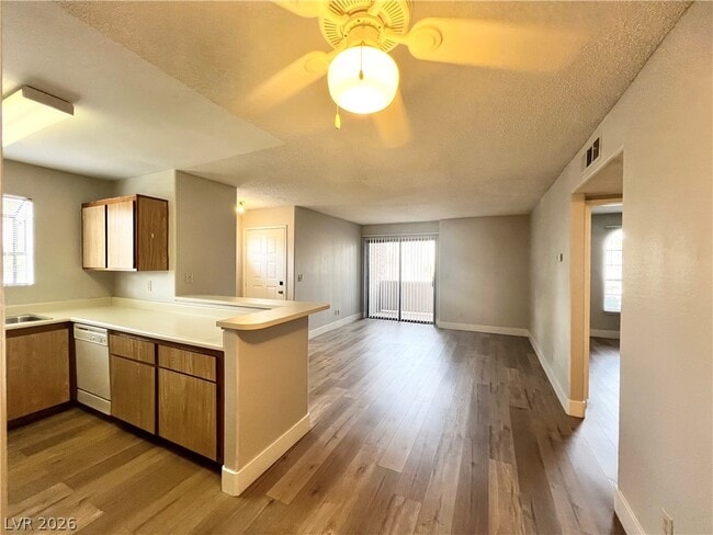 Building Photo - 2989 Juniper Hills Blvd