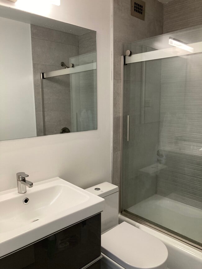 Foto del edificio - 1900 Lyttonsville Rd