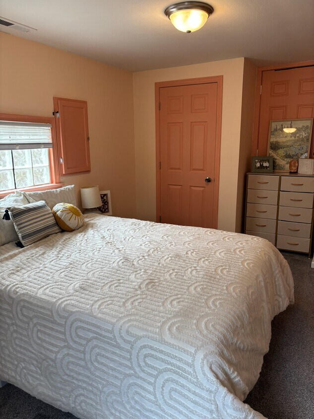 Foto principal - 4817 Grant St