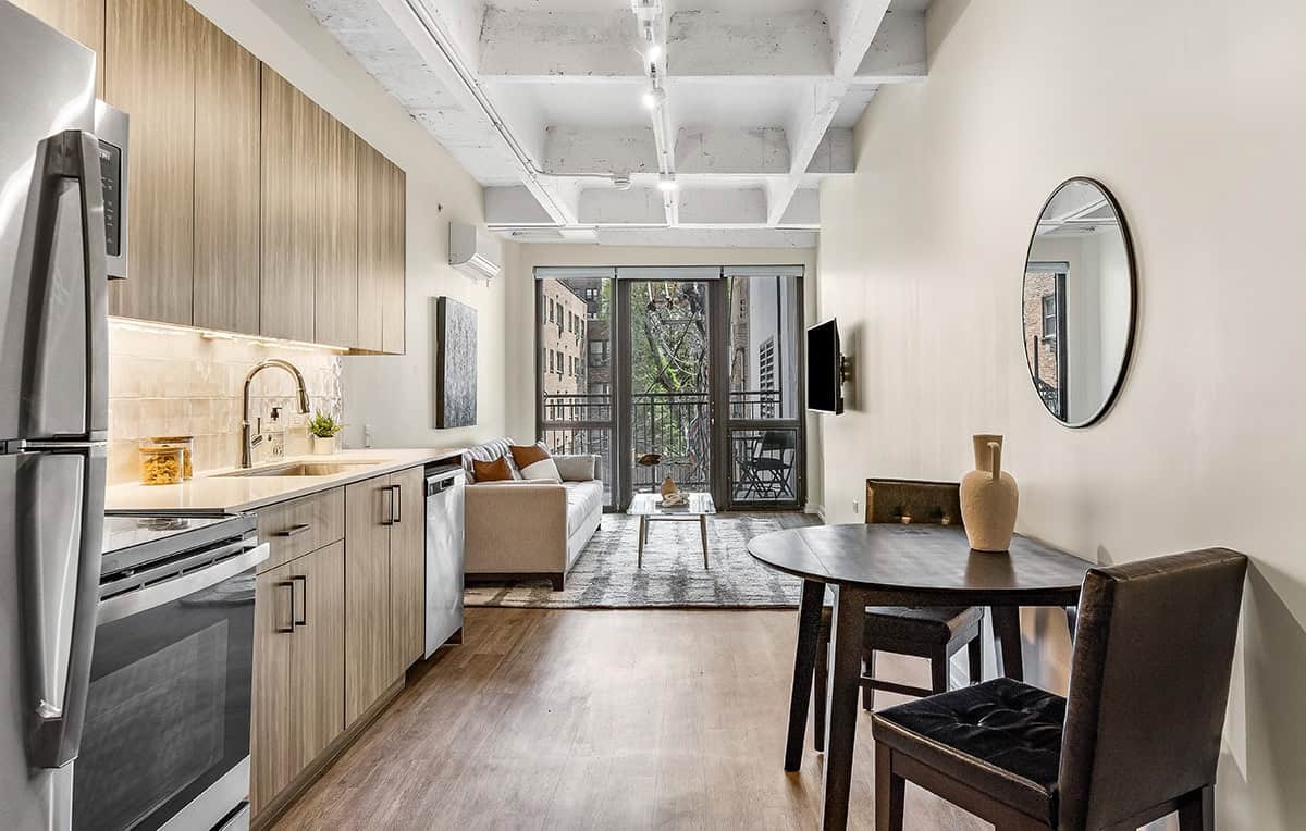 3121 North Broadway, Unit 3121-305, Chicago, IL 60657 - 3120 N Broadway St