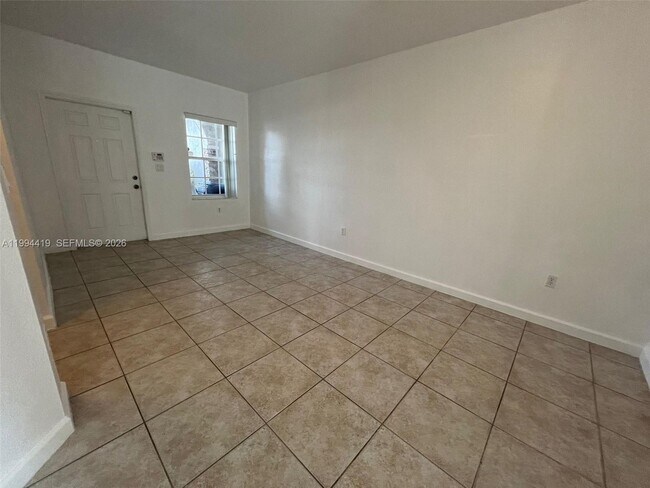 Foto del edificio - 9363 SW 219th St