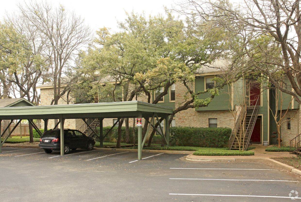 Building Photo - Columbia Oaks - Condo/Townhomes