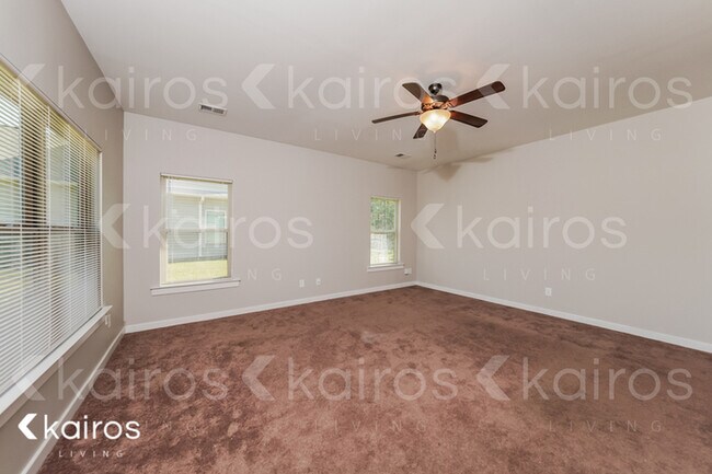 Building Photo - 141 Shiloh Creek Drive