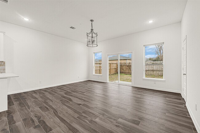 Foto del edificio - 8628 Scott St