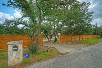 Building Photo - 1021 Westland Ridge Rd