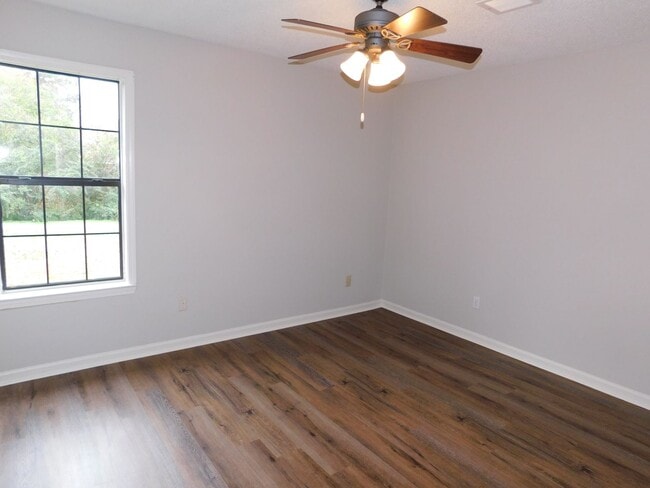 Building Photo - ****JUST REDUCED****6630 Gatewood Circle, ...