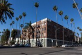 Foto principal - 401 S Kenmore Ave
