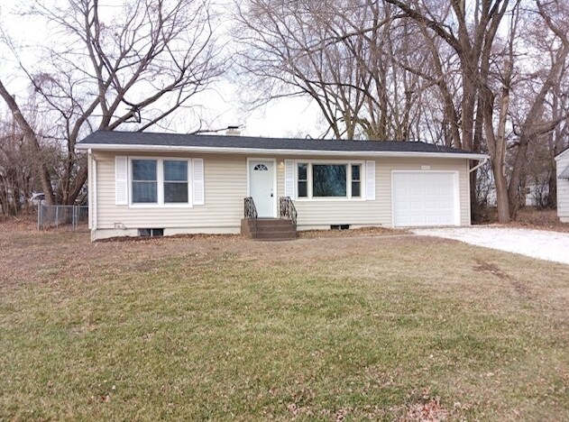 Primary Photo - 6007 Fox Lake Rd