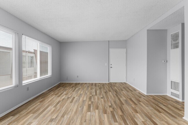 Foto del edificio - 2059 W 157th Street