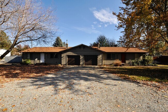 Foto del edificio - 2 bed 2 bath Hayden rancher duplex