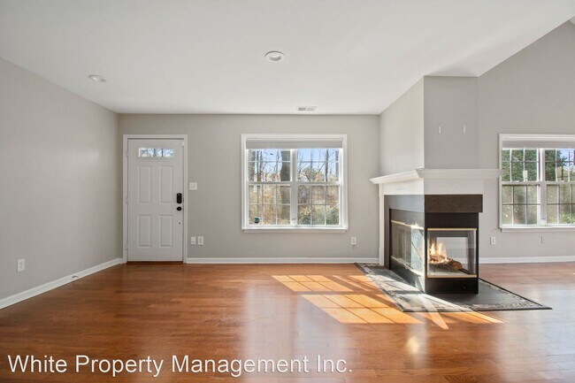 Building Photo - 3 br, 2 bath House - 8401 Southgate Common...
