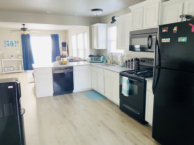 Foto del edificio - 123 Barberry Ln