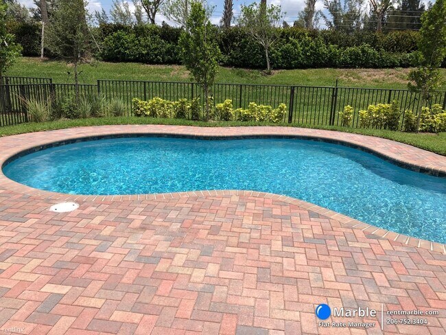 Building Photo - 4 br, 3.5 bath House - 11455 Solstice Cir