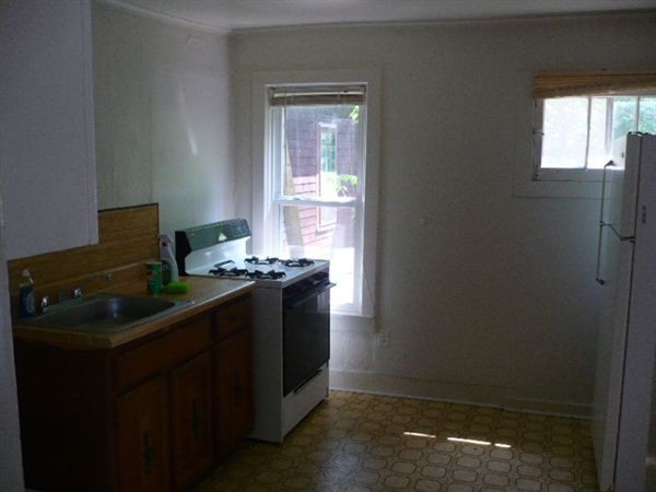 Foto del edificio - Studio, 1 bath Apartment - 1352 Wilmot Ct #2