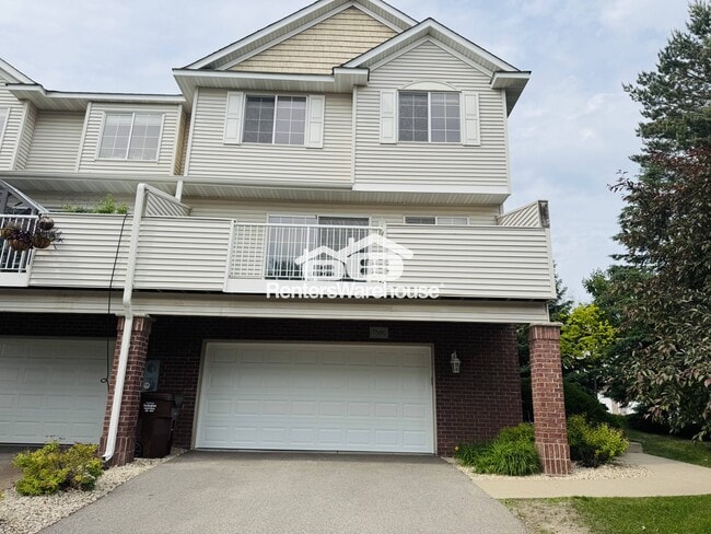 Foto del edificio - 7586 Crimson Ln
