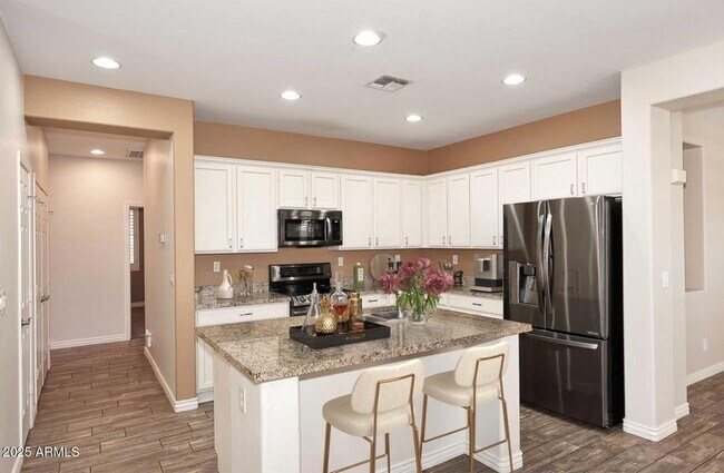 Foto del edificio - 2503 W Kit Carson Trail