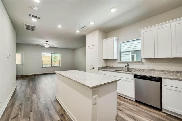 Building Photo - 305 Marsh Ln